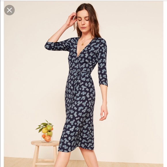 Reformation Dresses & Skirts - Reformation Carrie Dress size M NWT